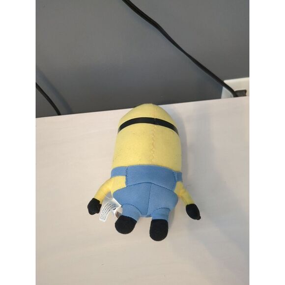 Toy Factory Despicable Me Minion Plush Kevin 6" - Picture 2 of 2